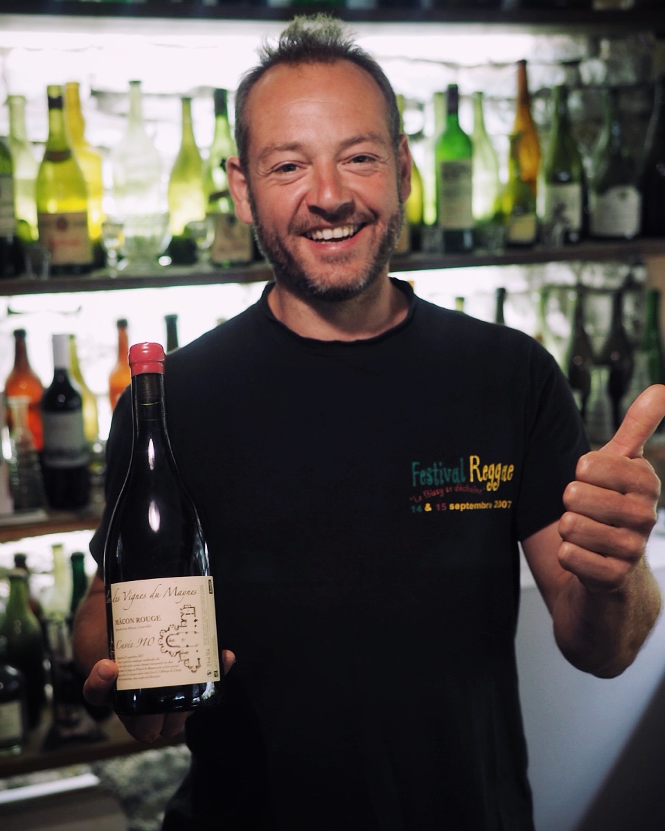 Julien-Guillot_of-Clos-des-Vignes-du-Mayne_with_Cuvee-910